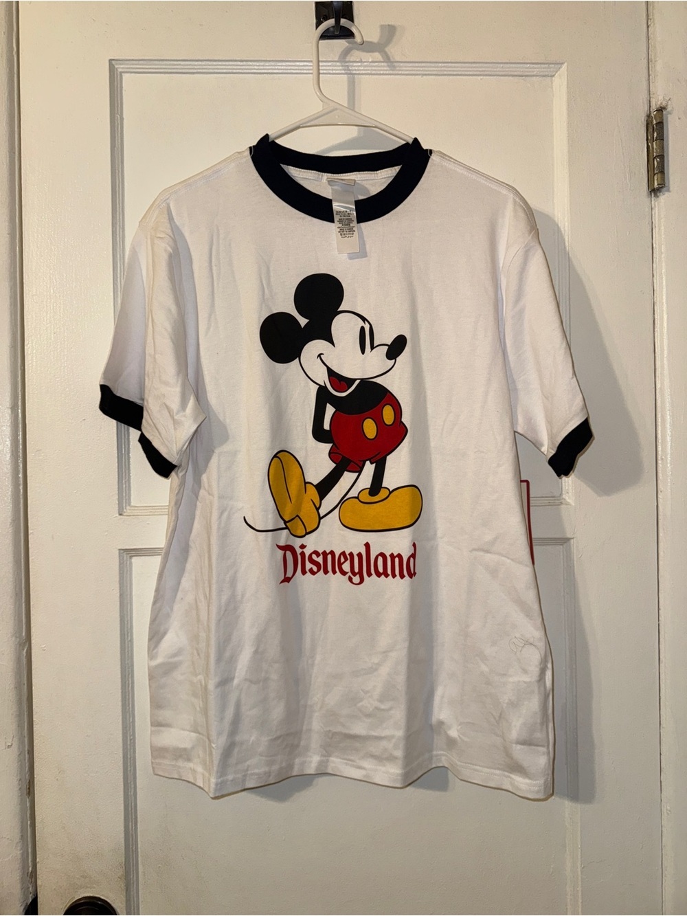 Mickey Mouse Disneyland Tshirt size adult large